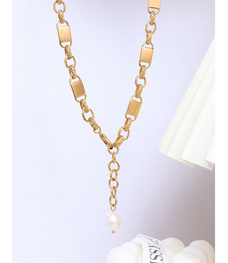 Locker Style Chain With Pearl Pendant Necklace