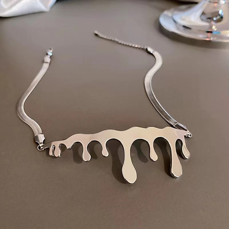 Gothic Water Drop Blade Chain Choker