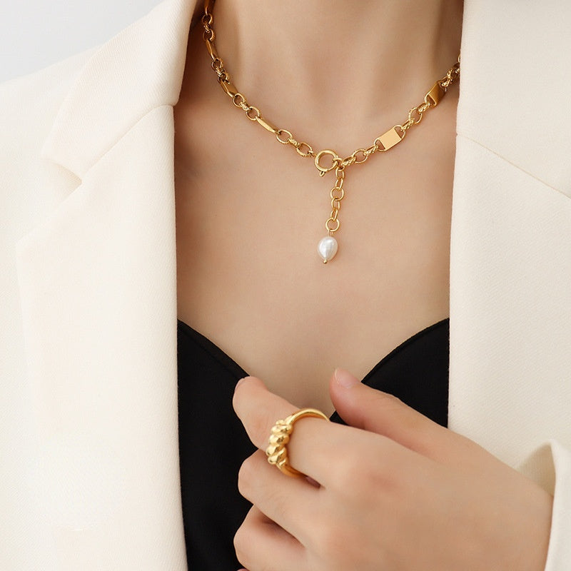 Locker Style Chain With Pearl Pendant Necklace